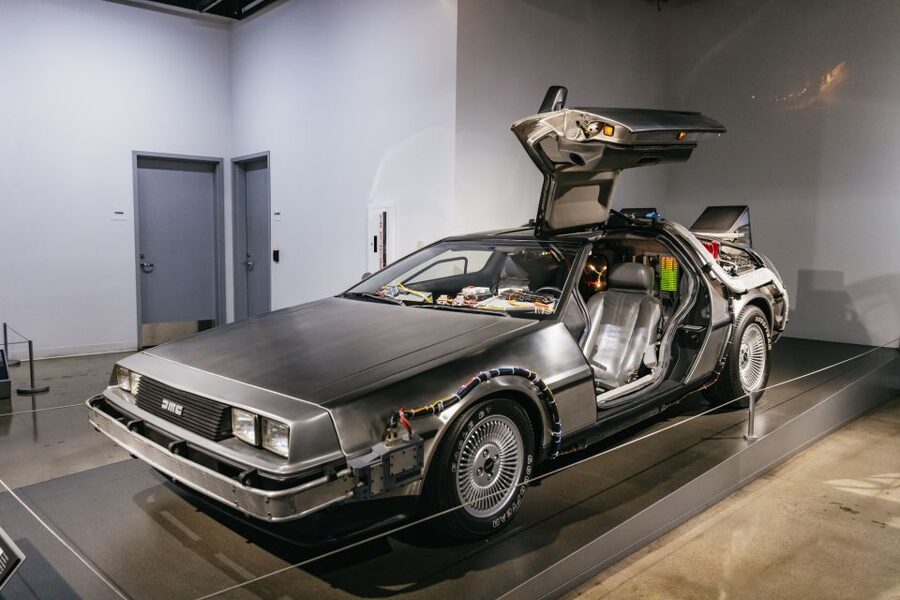 Los Angeles: Petersen Automotive Museum Admission Ticket - Hot Rods and Custom Collection, Where Speed Energy Takes Over