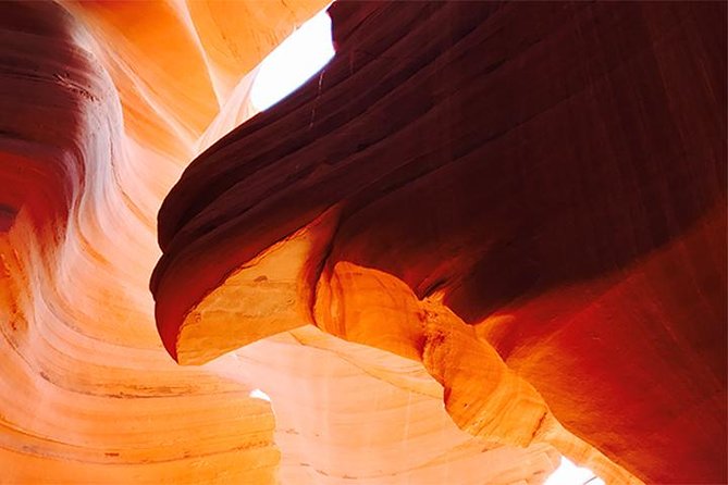 Lower Antelope Canyon Admission Ticket - How Navajo guides improve your photos without turning it into a photography class