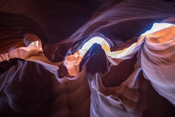 Lower Antelope Canyon Tour Ticket - How Guides Bring the Canyon to Life (Geology, Navajo Culture, and Stories)