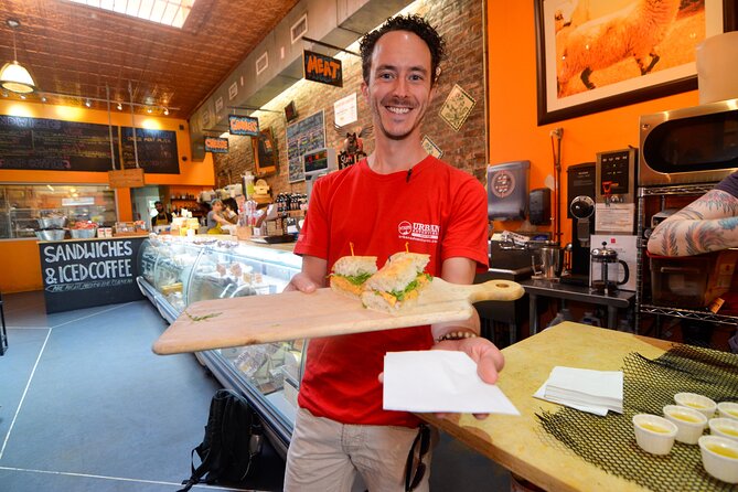 Lower East Side Food Tour: Taste NYC’s American Dream - Stop 5: Little Italy Around Mulberry Street, Pizza and Street Art