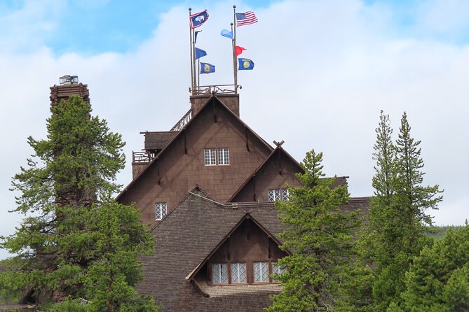 Lower Loop Van Tour from West Yellowstone: Grand Prismatic and Old Faithful - How much walking is involved, and who this suits best