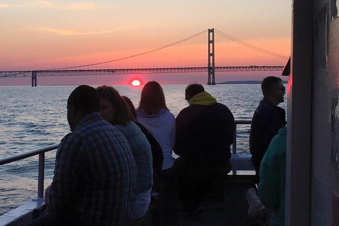 Mackinaw City Sunset Cruise - Ugly Anne departure, live music, and getting your sunset plan right