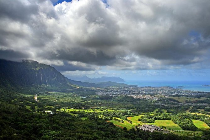 Majestic Circle Island Tour with Lunch - Waimea Valley Waterfall Swim: The Stop You Should Prepare For