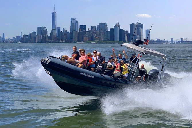 Manhattan Adventure Sightseeing Boat Tour - from Chelsea Piers - From Chelsea Piers to the North Cove route: what the “media boat” setup feels like