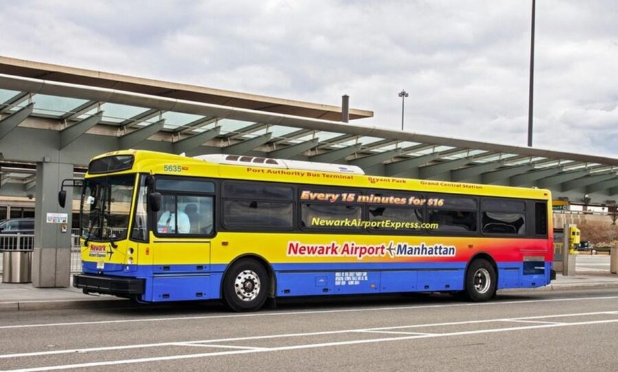 Manhattan: Bus Transfer from/to Newark Airport - Terminal logistics at EWR: how pickup really works