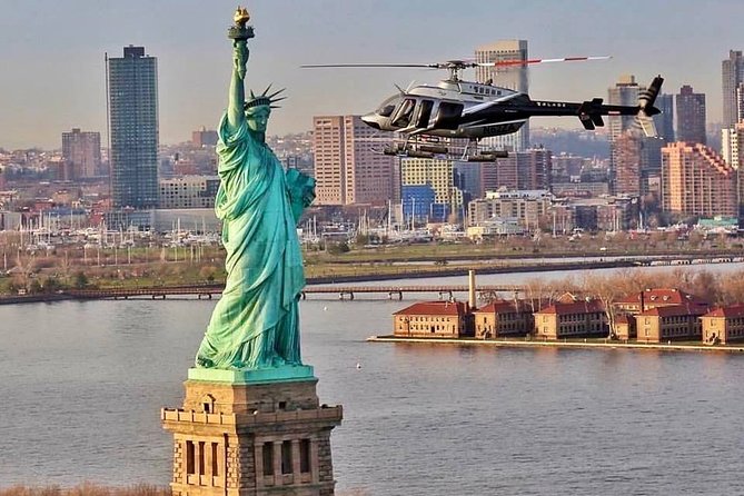 Manhattan Sky Tour: New York Helicopter Flight - Downtown Manhattan Heliport: Pier 6 Is Your “Arrive Ready” Moment