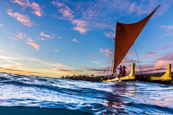 Manta Ray Snorkeling by Night in Kailua-Kona, Hawaii - Gear and comfort: wetsuit top, snorkel fit, and the ladder entry
