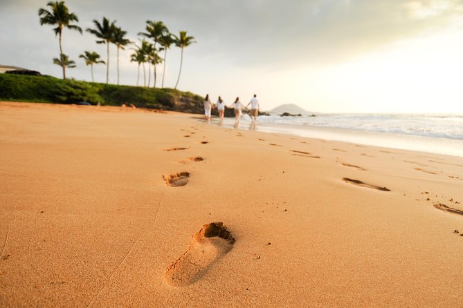 Maui Family and Couple Beach Photo Session - What Po‘olenalena photos really look like after editing