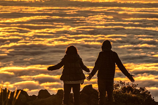 Maui: Majestic Haleakala Sunrise Tour with Pick-up - Sunrise on the crater: getting to your best moment