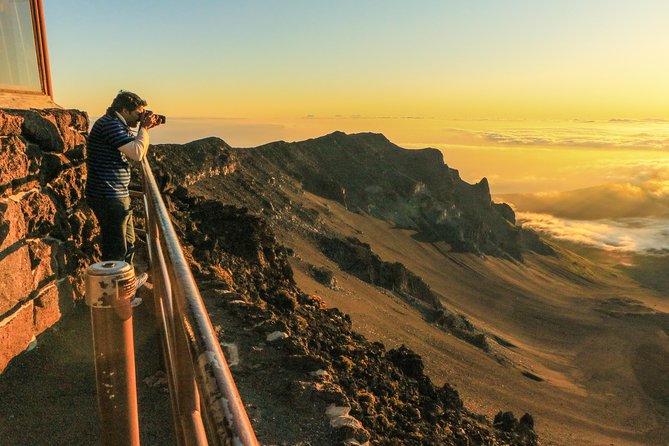 Maui: Majestic Haleakala Sunrise Tour with Pick-up - Breakfast at the end: the reward you can taste