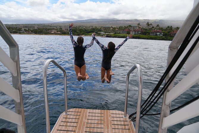 Maui: Molokini and Turtles Luxury Yacht Snorkel - Breakfast and lunch onboard: the food is part of the experience