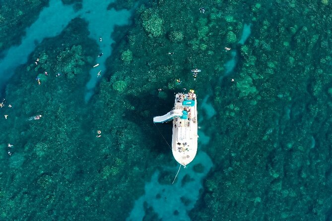 Maui: Molokini & Turtle Town Snorkel & Waterslide Adventure - Breakfast, Lunch, and Drinks That Keep You Comfortable