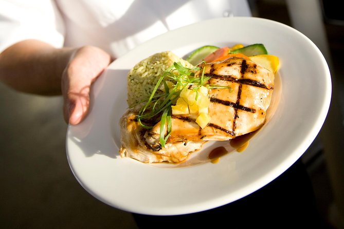 Maui Premium Dinner Cruise: Four Course Dining Experience - The Four-Course Dinner: Your Entree Choices and What to Expect