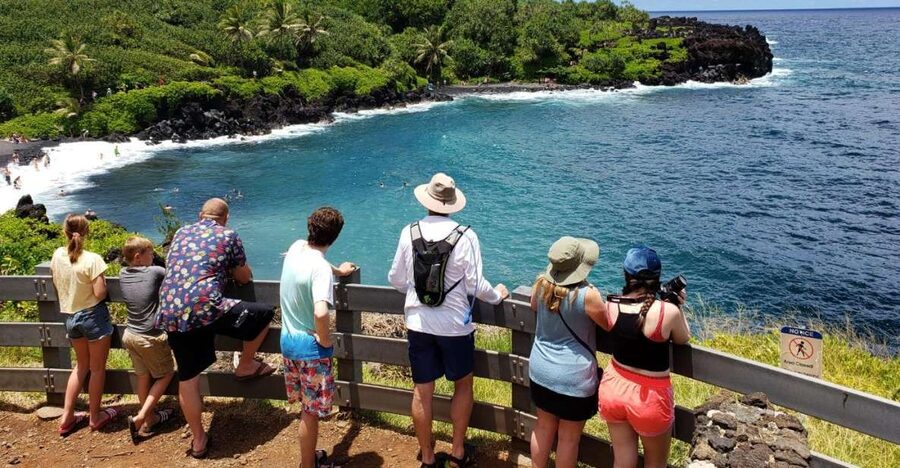 Maui: Road to Hana Adventure with Breakfast & Lunch - Breakfast on Maui: Spam musubi and the start of your Hana day