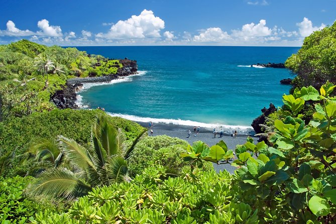 Maui: Road to Hana Luxury Limo-Van Tour with Helicopter Flight - Kahului Heliport, the limo-van vibe, and how to set expectations