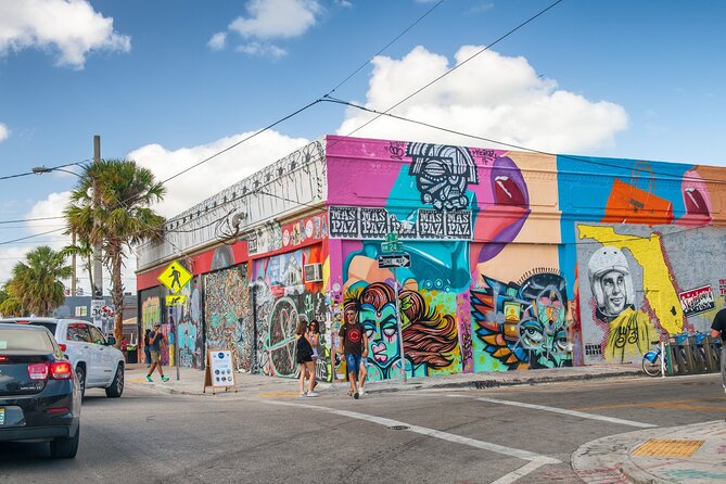 Miami City Tours – 5 Sites, 4 Stops, One Tour – 3.5 Hours of Fun - Getting your bearings fast across Miami