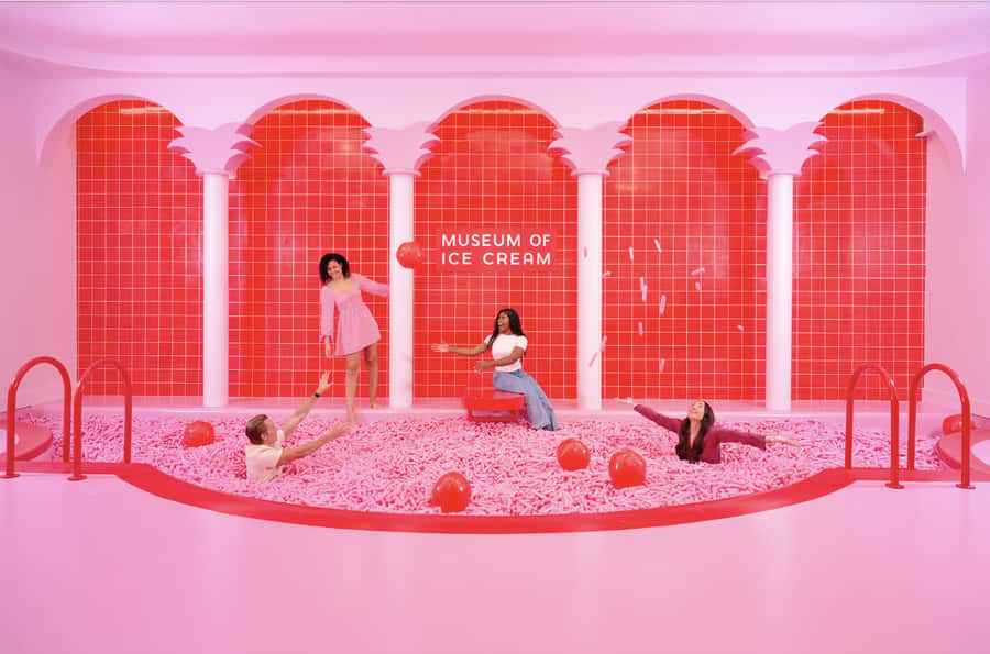 Miami: Museum of Ice Cream Entry Ticket - The Plane Simulation and the Orange Creamsicle Moment