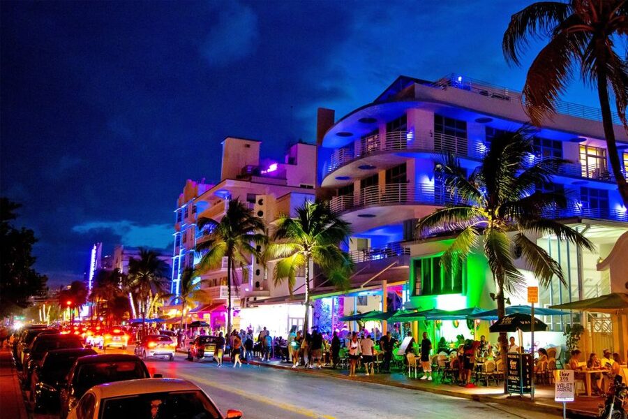 Miami: Open-top Bus Sightseeing Night Tour with Live Guide - Who This Tour Fits Best (And Who Might Want Something Else)