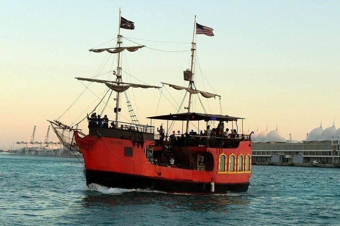 Miami Pirate Boat Tour: Skyline & Celebrity Homes - Bayside Marketplace to Pirate Hats, How the Tour Actually Feels