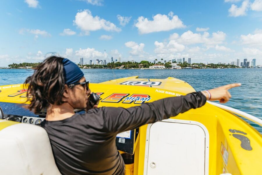 Miami: Sightseeing Speedboat Tour - Star Island and Fisher Island: Celebrity Mansions, Up Close