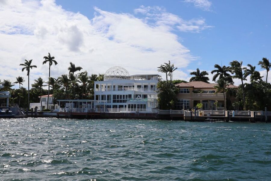 Miami Skyline Cruise of Millionaire Homes - Price and Value: What $17 Buys You in Real Miami Time