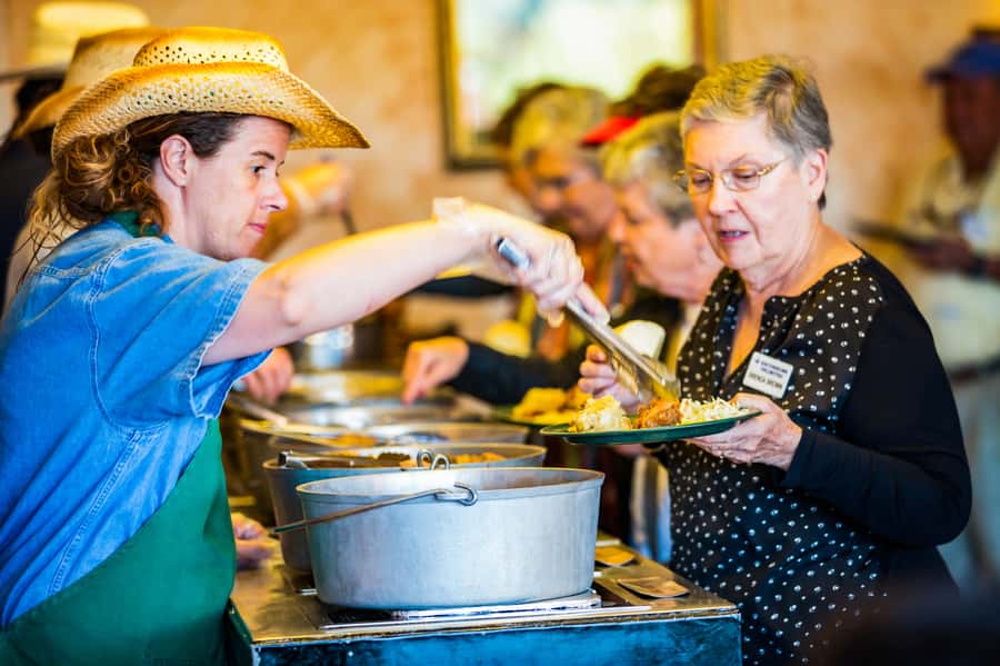 Moab: Colorado River Dinner Cruise with Music and Light Show - Price and Value: Is It Worth $108?