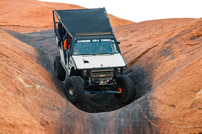 Moab's Most Xtreme 3-Hour Experience on Hell's Revenge - Small-group energy: what max 6 really changes