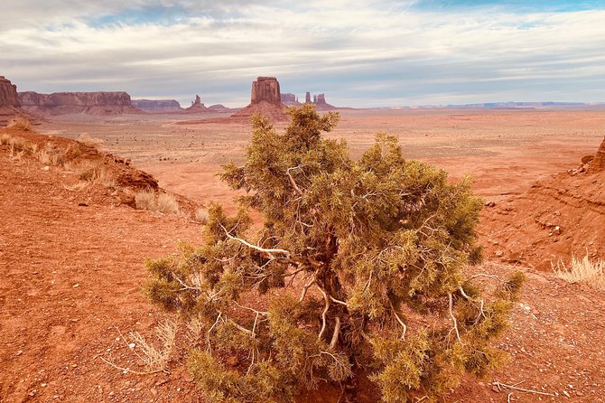Monument Valley Backcountry Tour - The 2.5-Hour Route: Mitten Views to John Ford’s Point