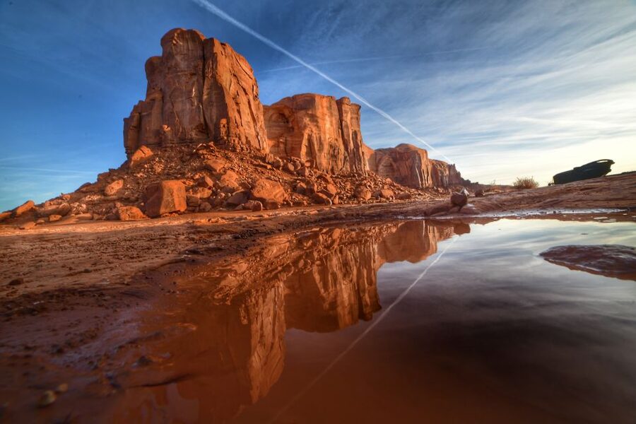 Monument Valley: Scenic 1.5-Hour Tour - The Drive Between Stops: Mitten Views, Three Sisters Spiral, and More
