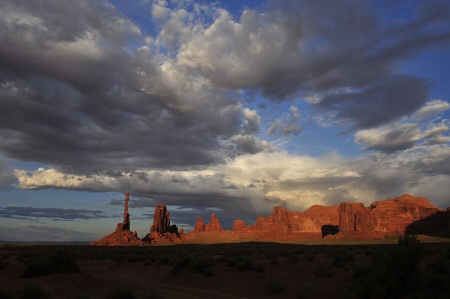 Monument Valley: Scenic 2.5-Hour Guided Tour - Petroglyphs and ancient Anasazi markings, what you should look for
