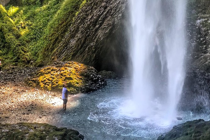 Multnomah Falls and Columbia River Gorge Half-Day Hiking Tour - Stop 5: Latourell Falls, basalt scenery and optional longer hiking