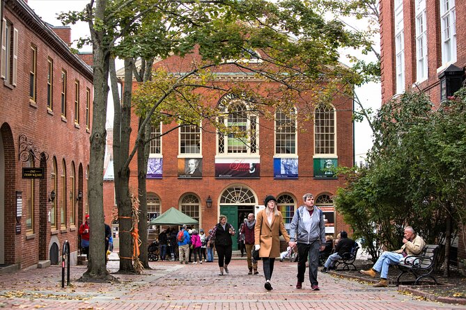 Mysteries and Murders of Salem Guided Night-Time Walking Tour - Why a night walk changes Salem