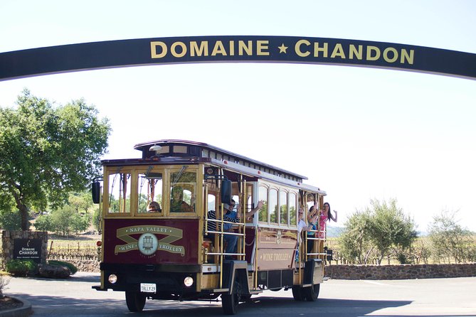Napa Valley Wine Trolley Classic Tour - The guided commentary: what you actually get from the local host