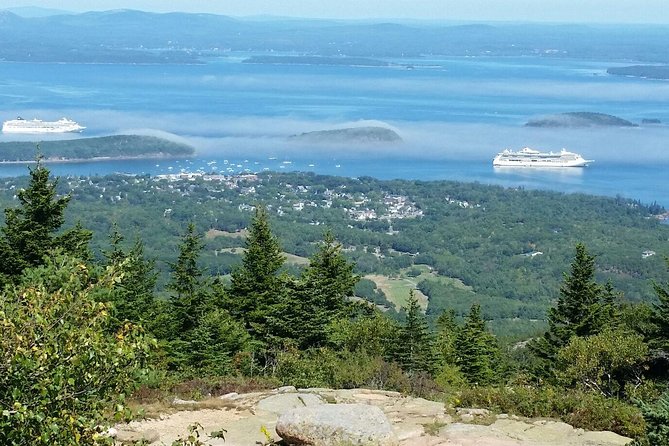 Narrated Bus Tour of Bar Harbor and Acadia National Park - Windows, traffic, and the comfort factor on a half-day ride