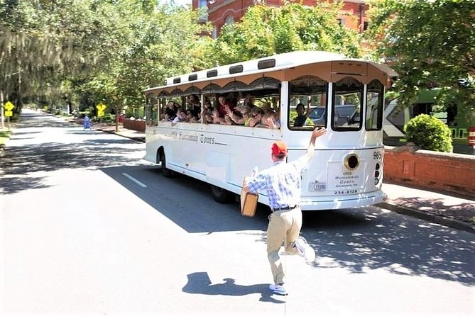 Narrated Historic Savannah Sightseeing Trolley Tour - Chippewa Square: The Forrest Gump Connection and the Theater Next Door