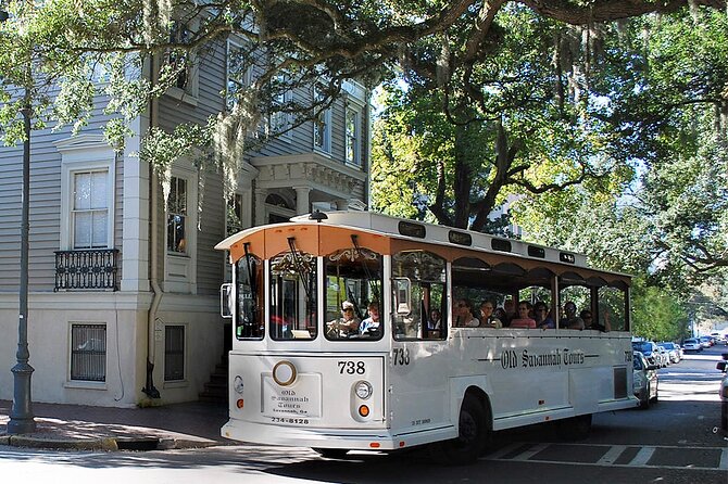 Narrated Historic Savannah Sightseeing Trolley Tour - St. John the Baptist Cathedral and Lafayette Square Views
