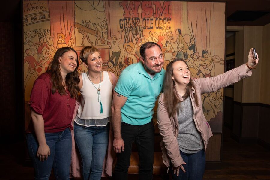 Nashville: Grand Ole Opry Backstage Tour - Tour Pace and What 1 Hour Really Means
