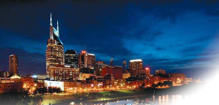 Nashville: Homes of the Stars Narrated Bus Tour - A 2-Hour Plan: Downtown Driving Then the Star Neighborhoods