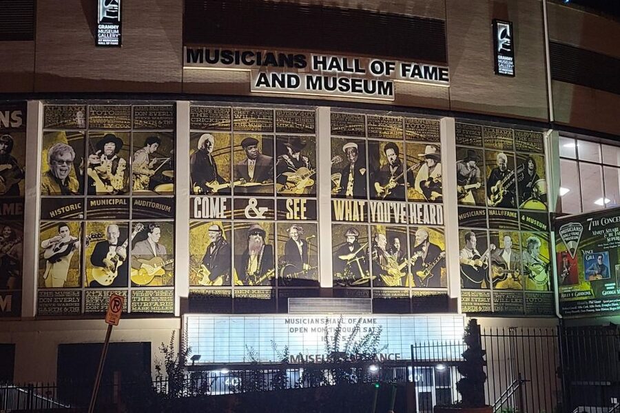 Nashville: Music City Nighttime Trolley Tour - Who This Trolley Tour Fits Best