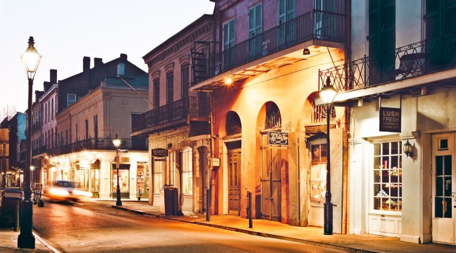 New Orleans: 2-Hour Ghosts & Vampires Walking Tour - Vampires and the Ursulines Convent: the legend’s most tempting question