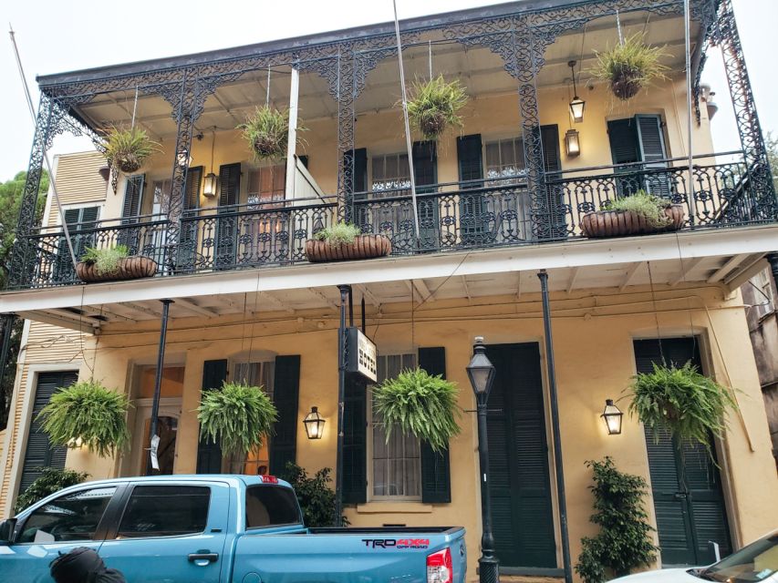 New Orleans: 2-Hour Ghosts & Vampires Walking Tour - Drinks, bar stops, and what is actually included