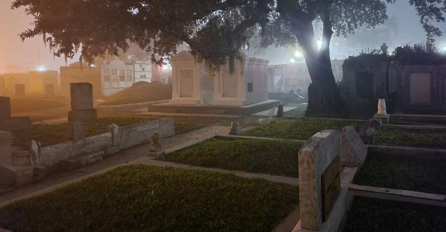New Orleans: Cemetery Bus Tour At Dark with Exclusive Access - Key highlights