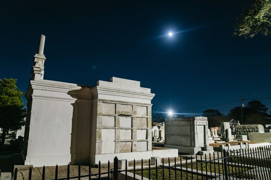 New Orleans: Cemetery Bus Tour At Dark with Exclusive Access - Who This Night Cemetery Tour Fits Best