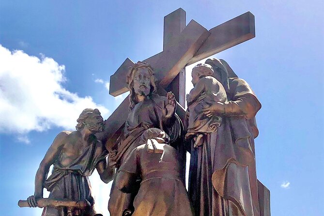 New Orleans Cemetery Walking Tour - Why This New Orleans Cemetery Walk Feels So Personal