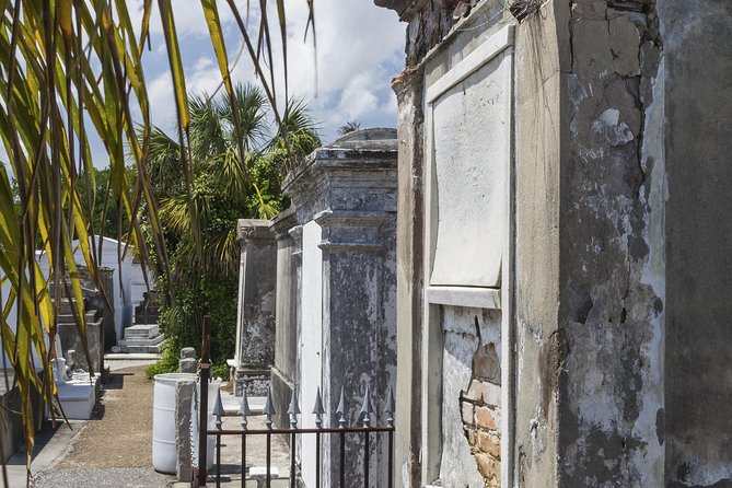 New Orleans City and Cemetery Sightseeing Tour - Why this New Orleans city and cemetery tour works