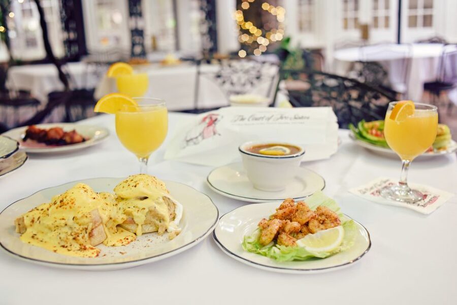 New Orleans: 'Court of Two Sisters' Jazz Brunch Buffet - Key things to know before you go