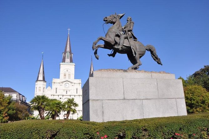 New Orleans French Quarter and More Carriage Ride - What You Get Beyond the Sights: Food and Jazz Recommendations Included