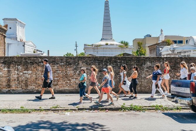 New Orleans French Quarter, Voodoo and Culture Walking Tour - Two Hours in the French Quarter, Starting at Witches Brew