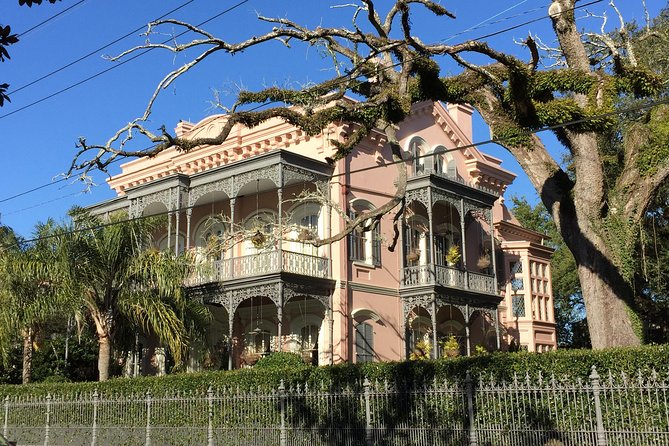 New Orleans Garden District Architecture Tour - Meeting at 2727 Prytania St and planning your timing