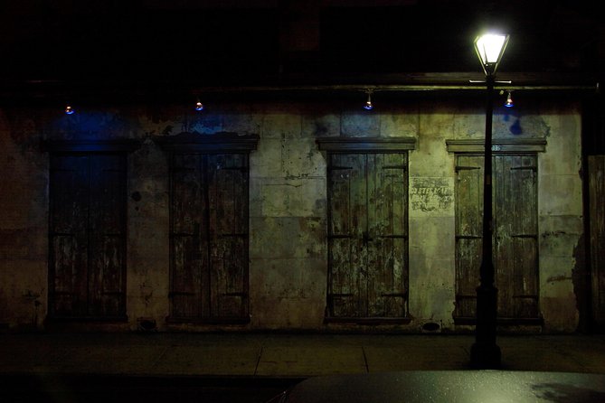 New Orleans Ghost Tour: Go Inside a Haunted Location - Place d’Armes Hotel courtyard: the stop built for photos and vibes